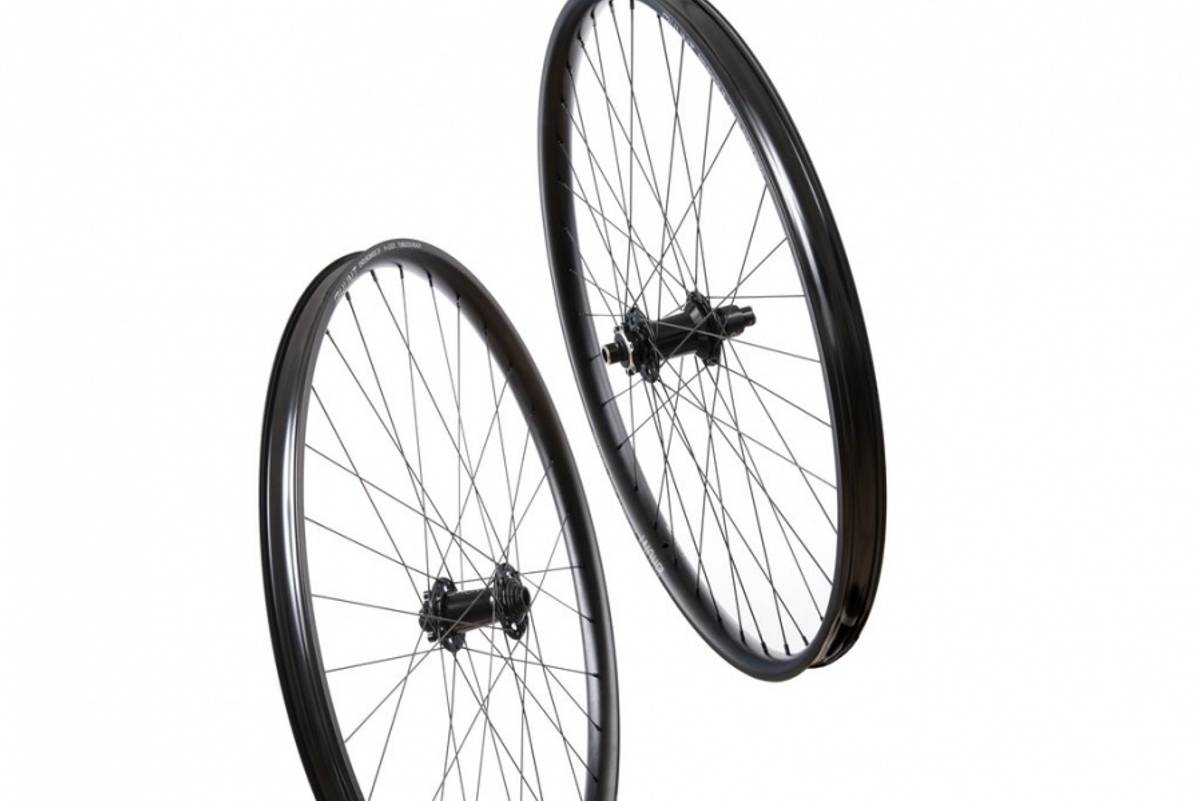 Hunt EnduroWide F:15x110mm/B:12x148mm Boost, 29